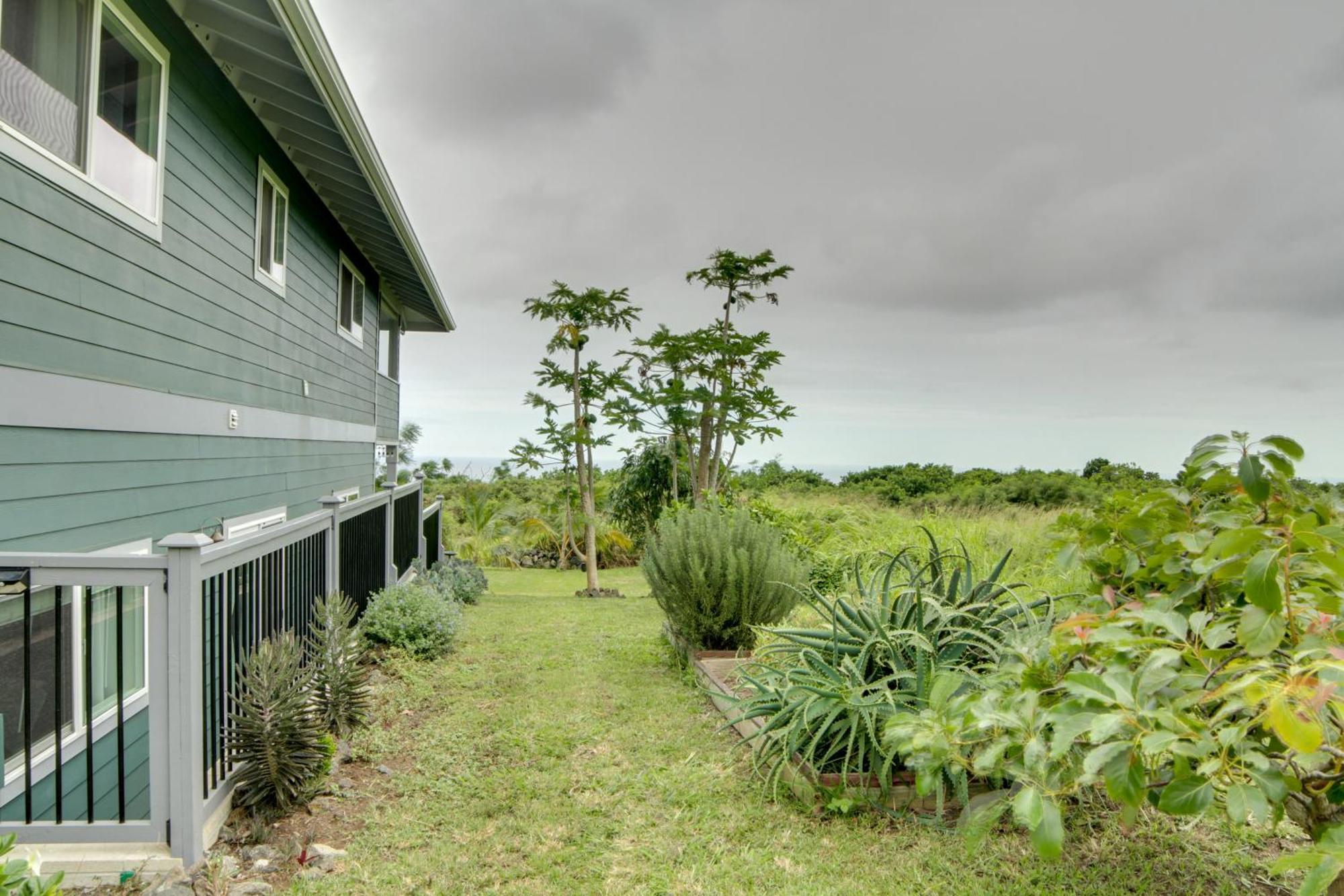 The Aloha Green House Retreat With Ocean Views! Naalehu Екстер'єр фото